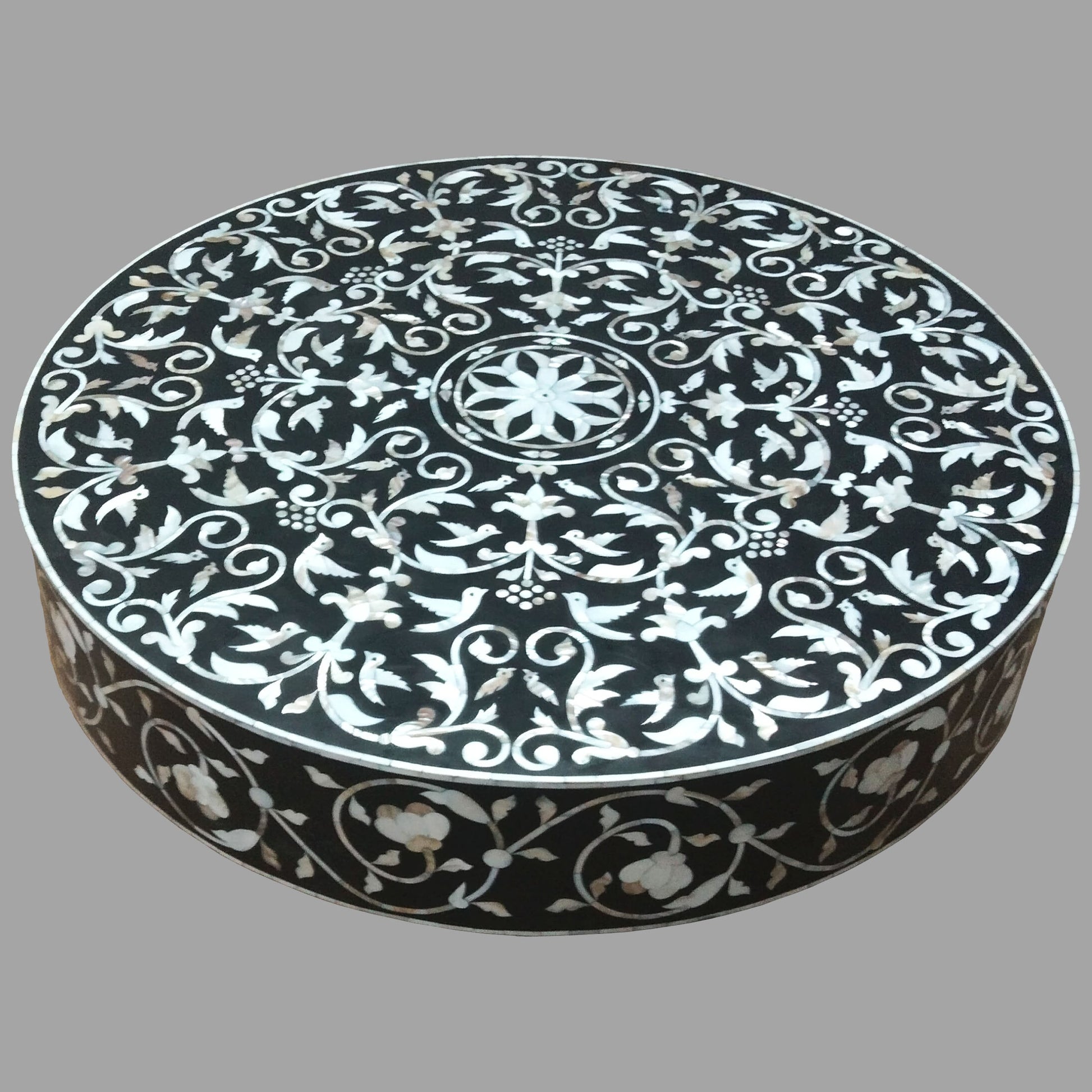 Mother of pearl handmade black coffee Table, Mother of pearl round coffee table, Black handmade coffee table, MOP coffee table black